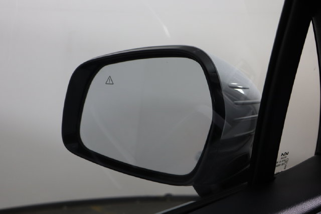 Used 2025 Kia Sorento S FWD image 35