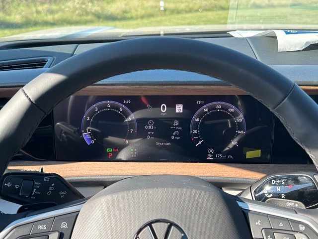 New 2027 Volkswagen Atlas SEL R-Line AWD/4WD image 40