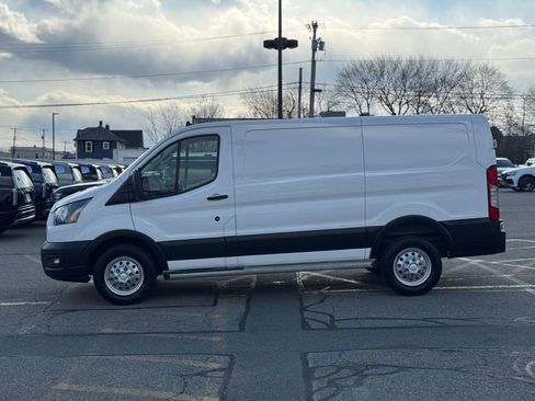 Used 2024 Ford Transit 250 Low Roof AWD w/ Exterior Upgrade Package image 2
