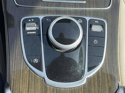 Used 2019 Mercedes-Benz C 300 Sedan image 32