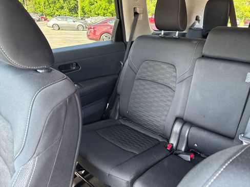 Used 2025 Nissan Pathfinder SV FWD image 36