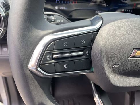 Used 2026 Chevrolet Equinox LT w/ Convenience Package II FWD image 18