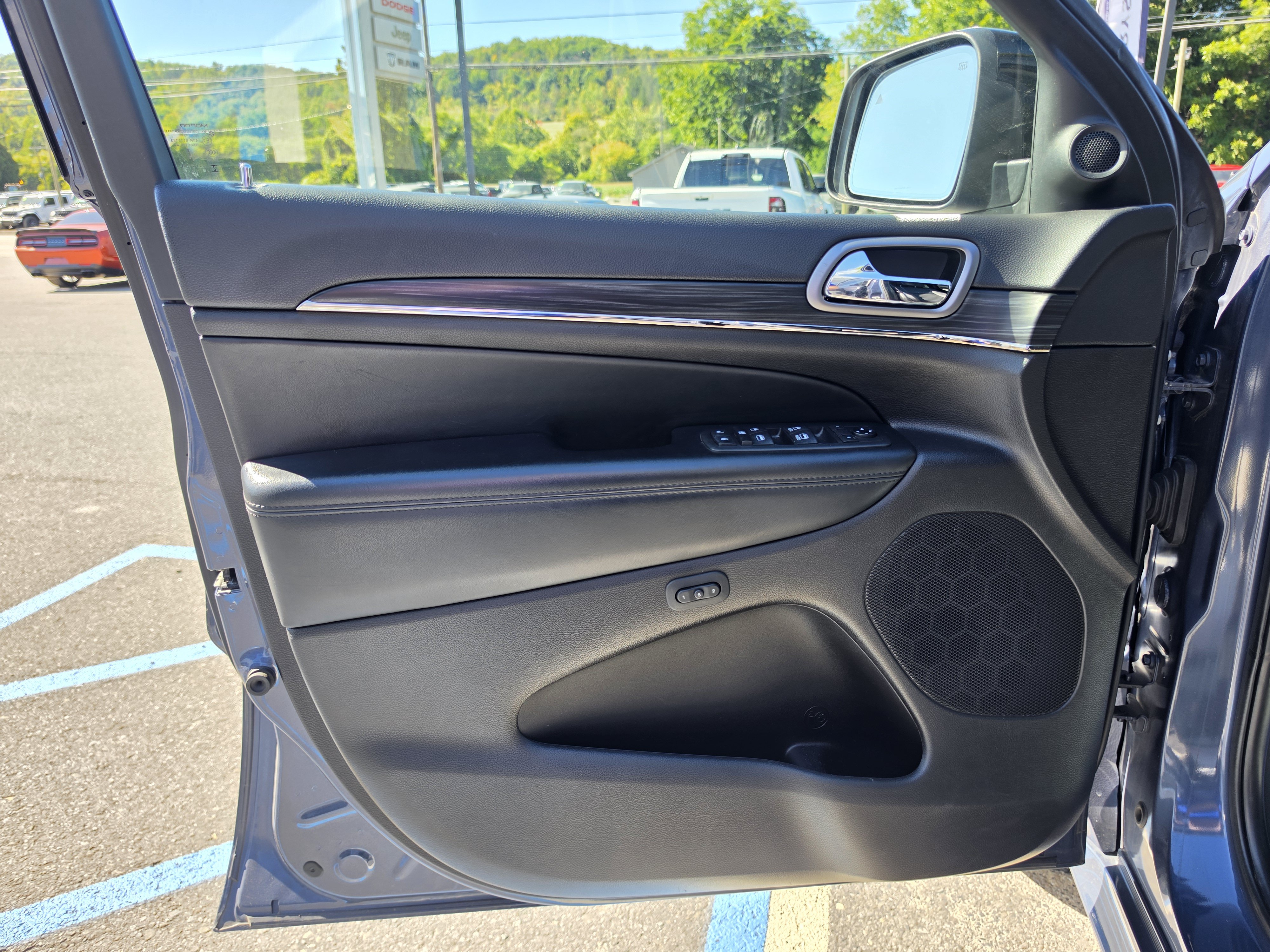 Used 2021 Jeep Grand Cherokee Limited X AWD/4WD image 16