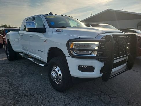 Used 2024 RAM 3500 Laramie AWD/4WD image 7