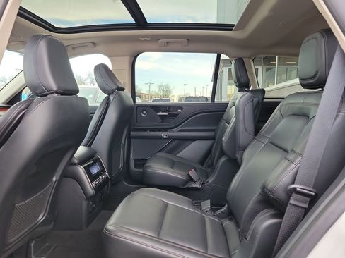 Certified 2024 Lincoln Aviator Reserve image 13