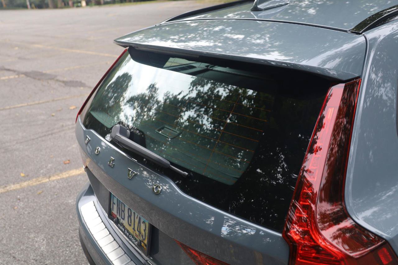 Used 2023 Volvo V60 T8 Polestar w/ Protection Package Premier AWD/4WD image 10