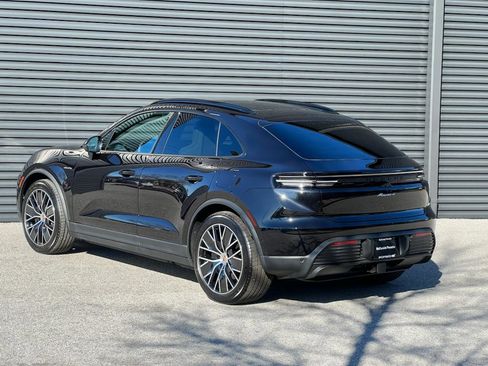Certified 2024 Porsche Macan 4 Electric image 3