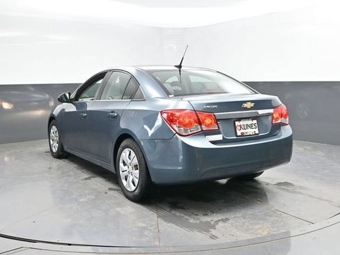 Used 2012 Chevrolet Cruze LS FWD image 9