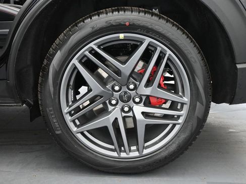 New 2026 Ford Explorer ST AWD/4WD image 23