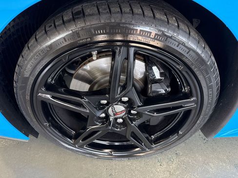 Used 2023 Chevrolet Corvette Stingray Coupe w/ Z51 Performance Package image 22