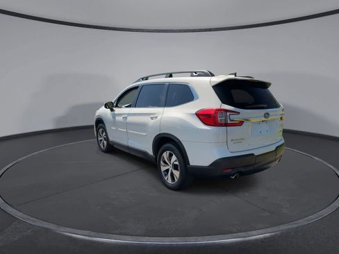 Certified 2023 Subaru Ascent Premium w/ Convenience Package AWD/4WD image 6