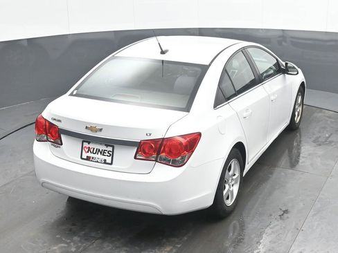 Used 2014 Chevrolet Cruze LT image 12