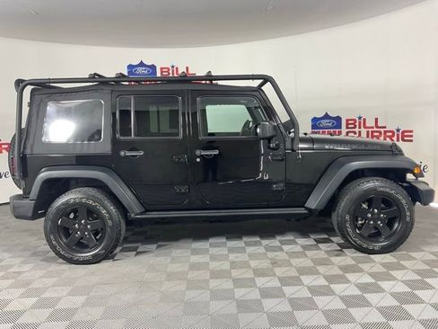 Used 2016 Jeep Wrangler Unlimited Sport image 2