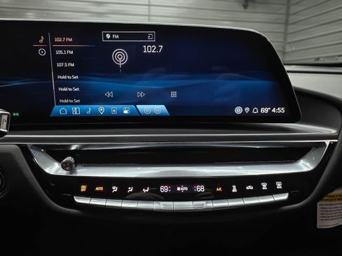Used 2024 Cadillac Lyriq Tech w/ Driver Assist Package AWD/4WD image 26