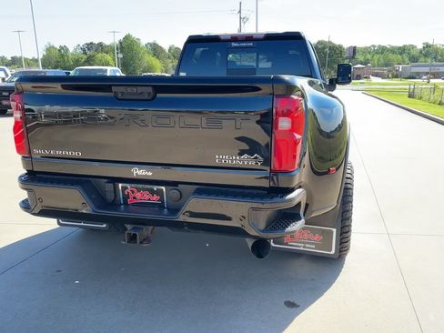Used 2023 Chevrolet Silverado 3500 High Country w/ Snow Plow Prep/Camper Package AWD/4WD image 8