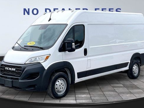 Used 2023 RAM ProMaster 2500 FWD image 1