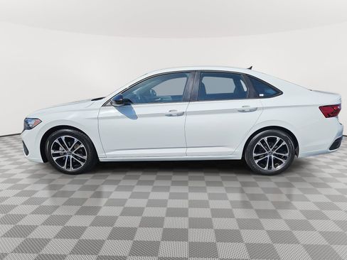 Used 2022 Volkswagen Jetta Sport FWD image 8