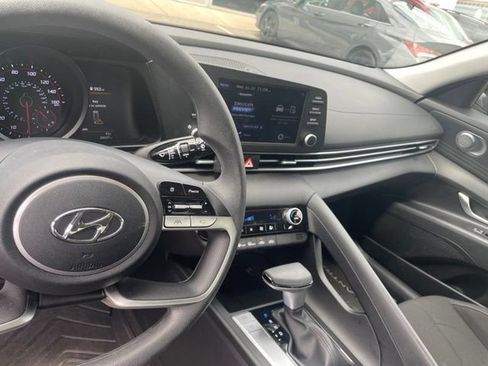 Used 2023 Hyundai Elantra SEL FWD image 24