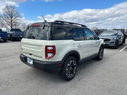 Used 2024 Ford Bronco Sport Outer Banks w/ Tech Package image 4