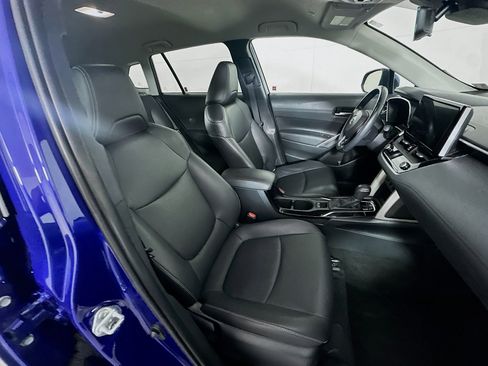 Used 2024 Toyota Corolla Cross XLE image 31