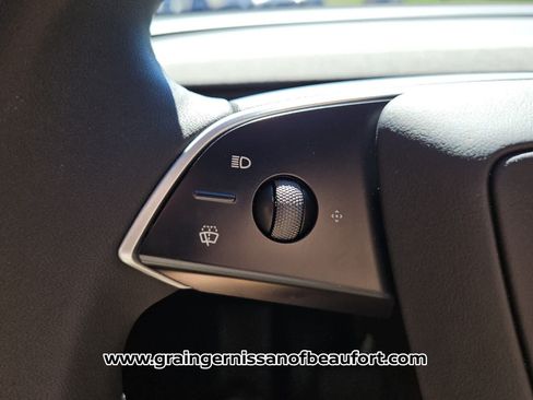 Used 2026 Tesla Model Y AWD image 15