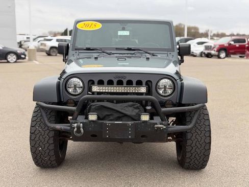 Used 2015 Jeep Wrangler Unlimited Sport image 2