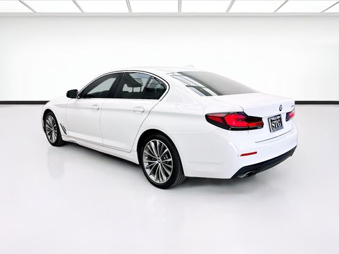 Used 2021 BMW 530i w/ Convenience Package RWD image 6