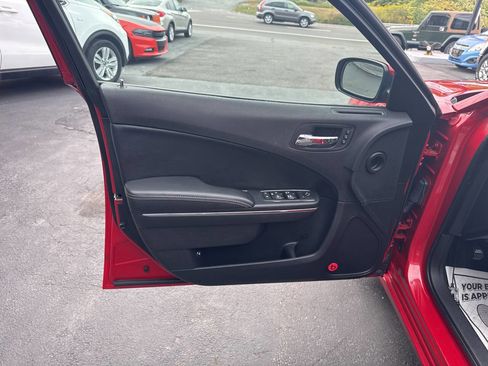 Used 2012 Dodge Charger SXT Plus image 15