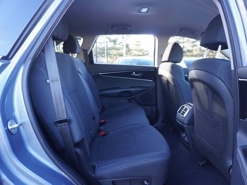 Used 2020 Kia Sorento L image 31