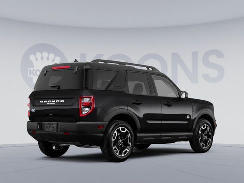 Used 2023 Ford Bronco Sport Outer Banks w/ Tech Package image 4