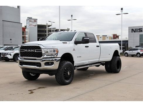 Used 2024 RAM 3500 Big Horn image 2