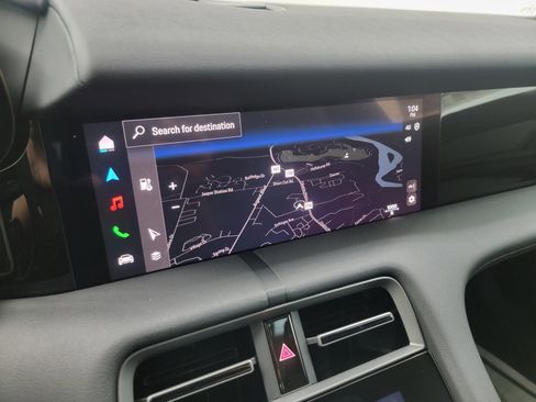 New 2025 Porsche Taycan image 24