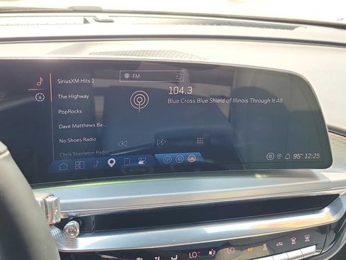 Used 2024 Cadillac Lyriq Sport RWD image 28