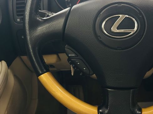 Used 2005 Lexus SC 430 Convertible RWD image 47