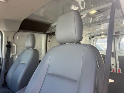 Used 2018 Ford Transit 150 130 Low Roof RWD image 17