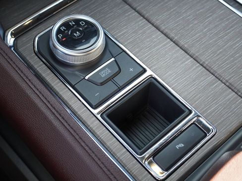 Used 2024 Ford Expedition Max Limited image 14