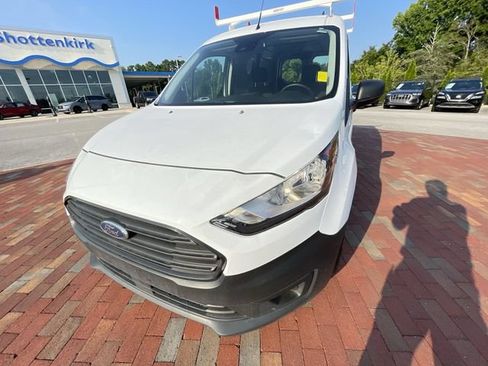 Used 2023 Ford Transit Connect XL FWD image 5