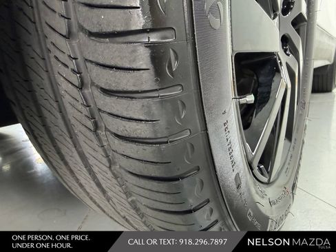 Used 2023 Chevrolet Equinox LS w/ LS Convenience Package FWD image 10