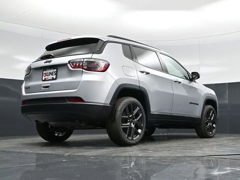 New 2026 Jeep Compass Altitude image 57