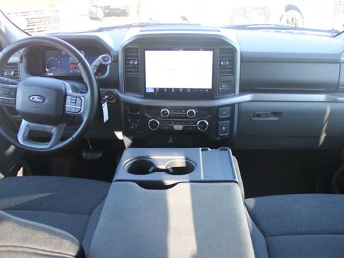 Used 2025 Ford F150 XLT w/ Equipment Group 301A Standard image 13