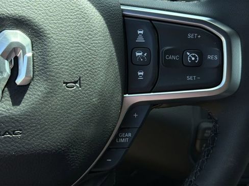 New 2026 RAM 1500 4x4 Crew Cab image 26