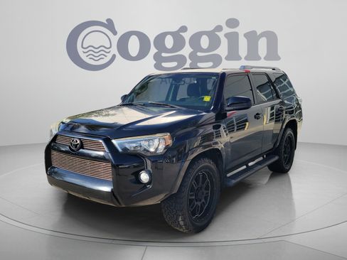 Used 2015 Toyota 4Runner SR5 RWD image 36