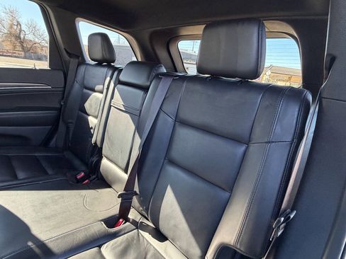 Used 2018 Jeep Grand Cherokee Limited image 12