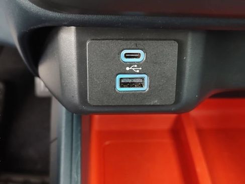 Used 2024 Ford Maverick XLT image 17