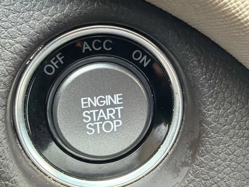 Used 2013 Hyundai Santa Fe Sport 2.0T FWD image 22