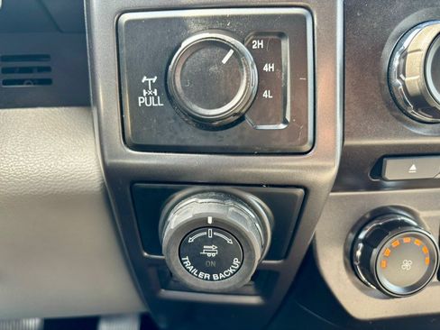 Used 2018 Ford F150 XLT w/ Equipment Group 302A Luxury AWD/4WD image 27