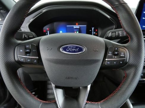 Certified 2025 Ford Escape ST-Line AWD/4WD image 21