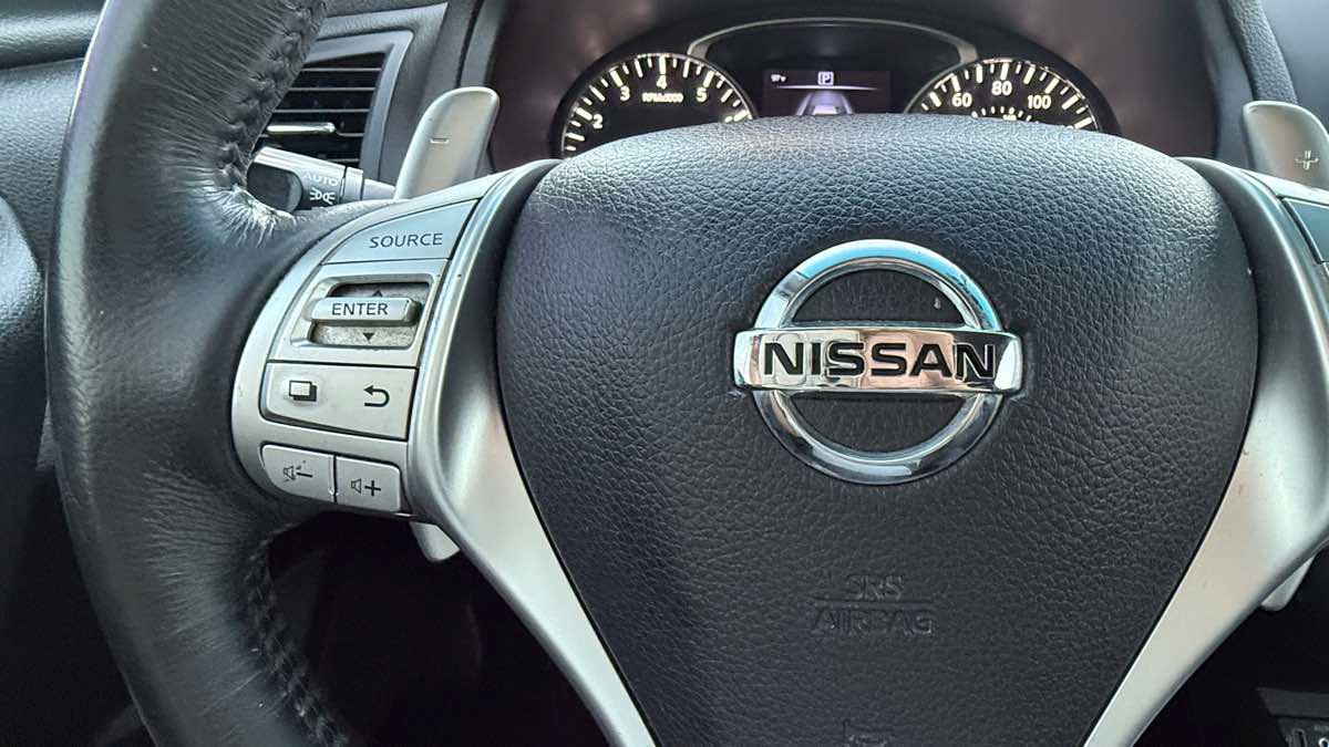 Used 2018 Nissan Altima 2.5 SR FWD image 35