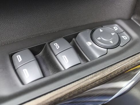 Used 2022 Chevrolet Silverado 1500 LT Trail Boss w/ Bed Protection Package AWD/4WD image 59