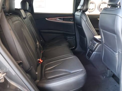 Used 2020 Lincoln Nautilus Reserve AWD/4WD image 19